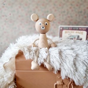 Long Legs Bear