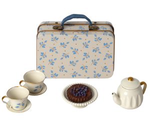 Afternoon treat, Mouse - Blue Madelaine