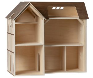 Mouse hole Farmhouse
