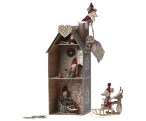 Gingerbread house