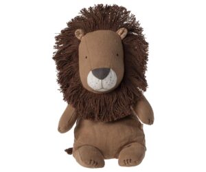 Safari friends, Lion, Medium