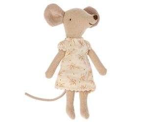 Nightgown, Big sister mouse