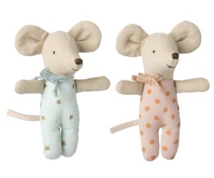 Twins, Baby mice in matchbox