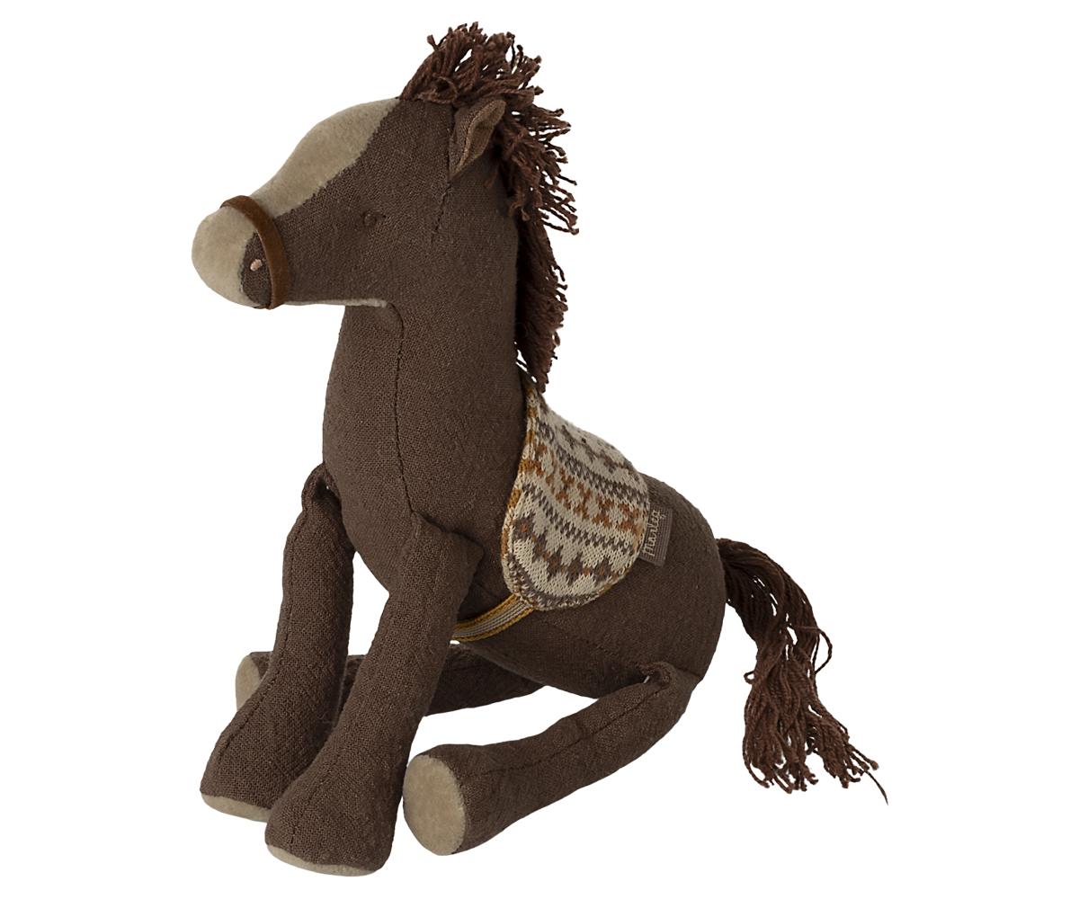 Pony, Medium