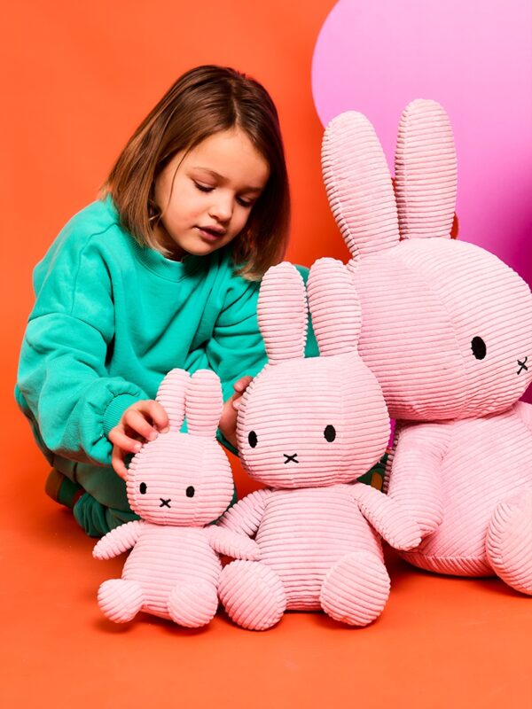 Miﬀy Corduroy 23cm, Pink