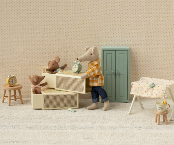 Sleepy wakey baby mouse in matchbox -Rose