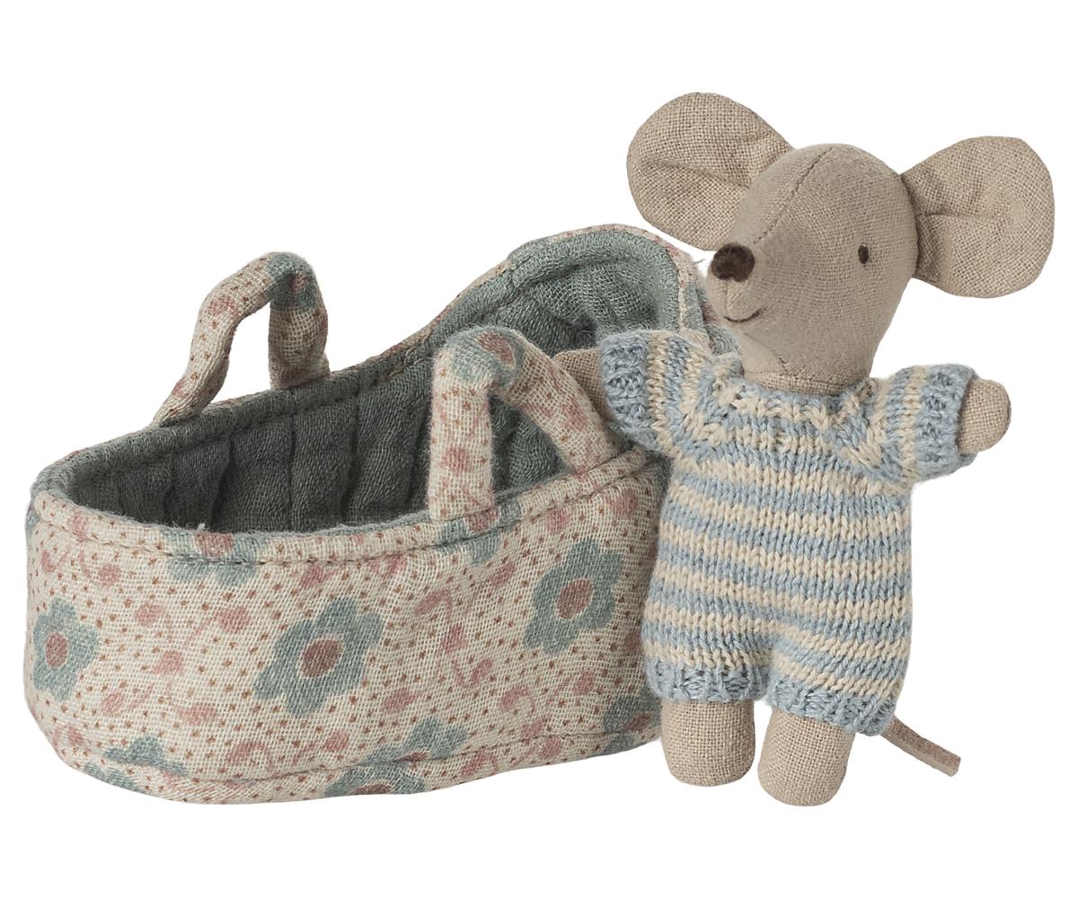 Baby mouse in carry cot - Rose