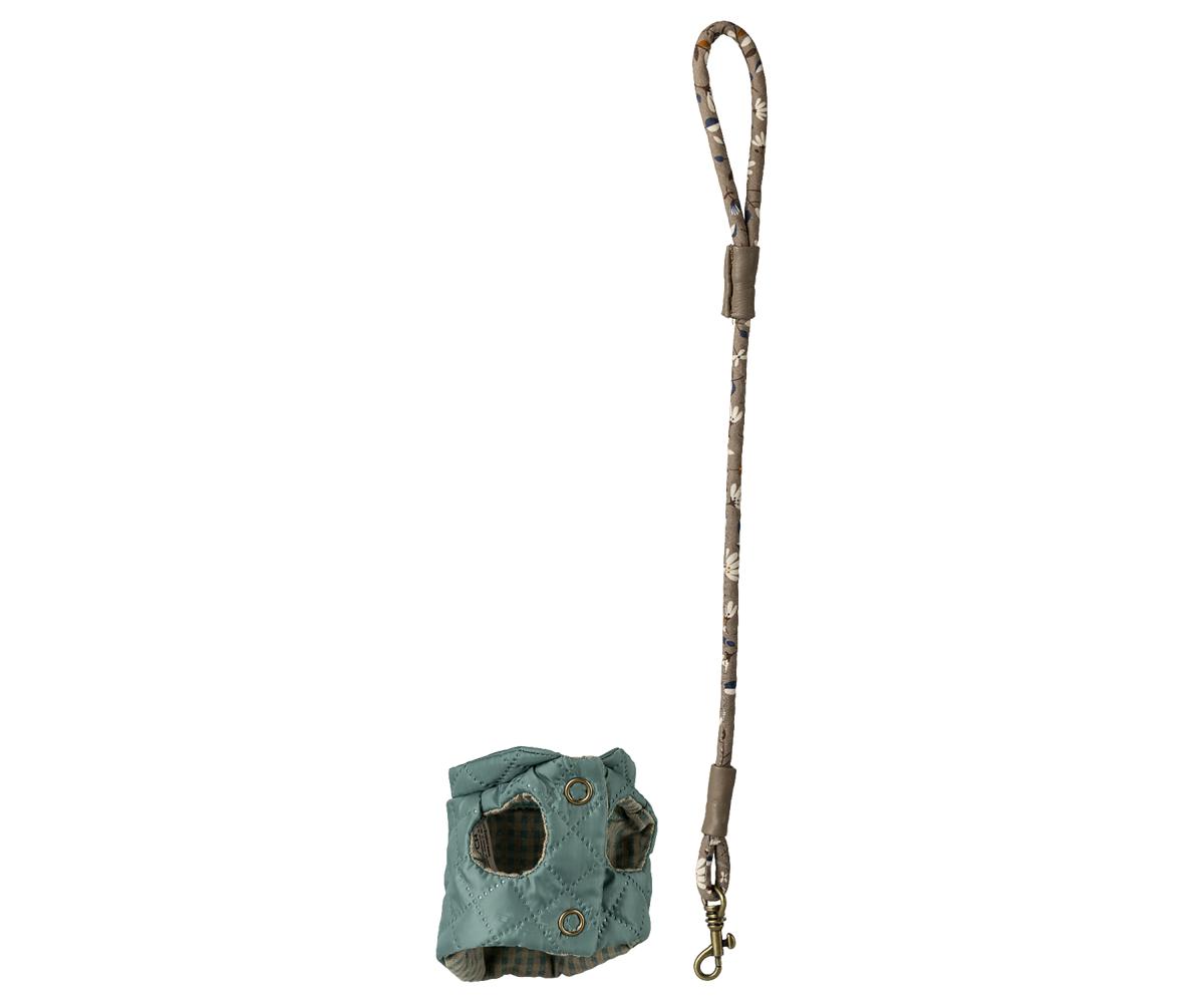 Pet supply, Toys
