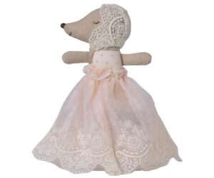Baby mouse in gown - Powder